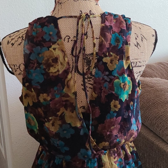 Forever 21 adorable dress - Picture 3 of 4